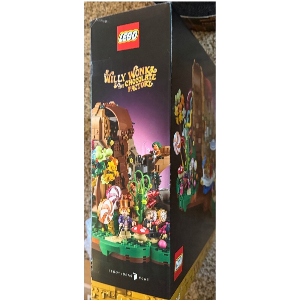 Lego Ideas Willy Wonka & the Chocolate Factory (NWT) 21360 - Picture 2 of 5